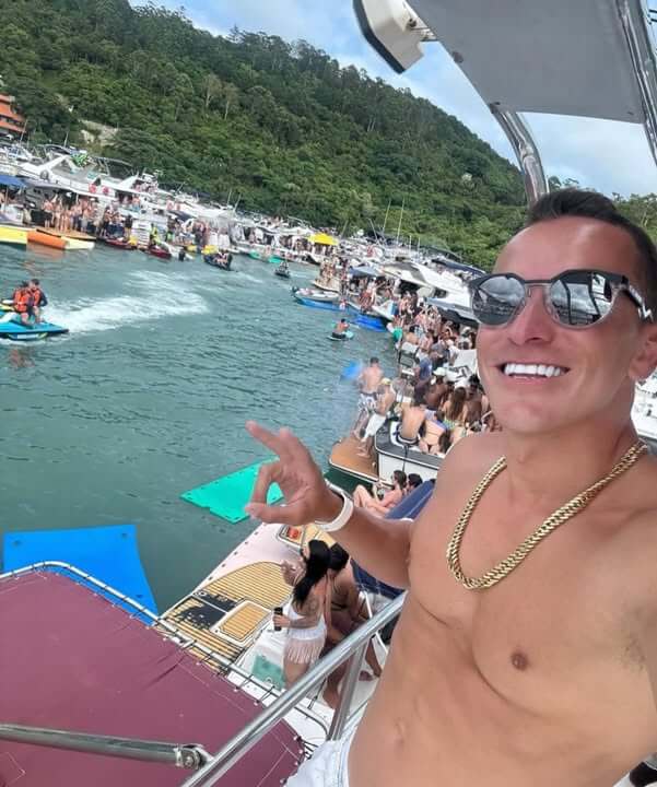 Empresário de Balneário Camboriú morre em acidente de jet ski em Itapema