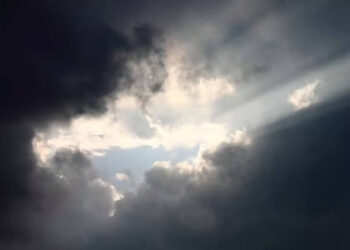 Semana Começa com Calor e Risco de Temporais em Santa Catarina