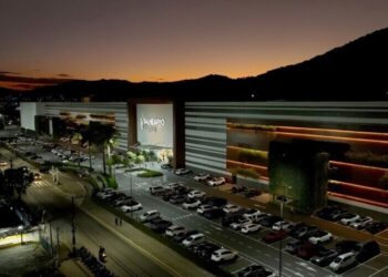 Balneário Shopping abre em horário normal durante feriados de Páscoa e Tiradentes