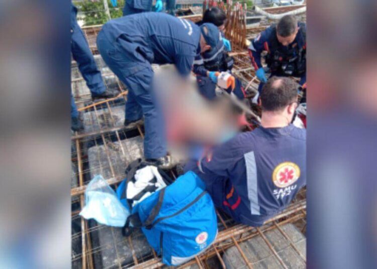 Trabalhador morre após sofrer choque elétrico em Itapema Trabalhador morre após sofrer choque elétrico em Itapema