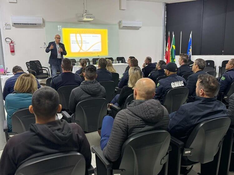 Balneário Camboriú inicia formação de novos agentes de trânsito