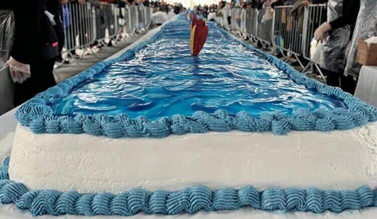 Vai ter bolo! BC comemora 61 anos com festa gratuita e bolo gigante