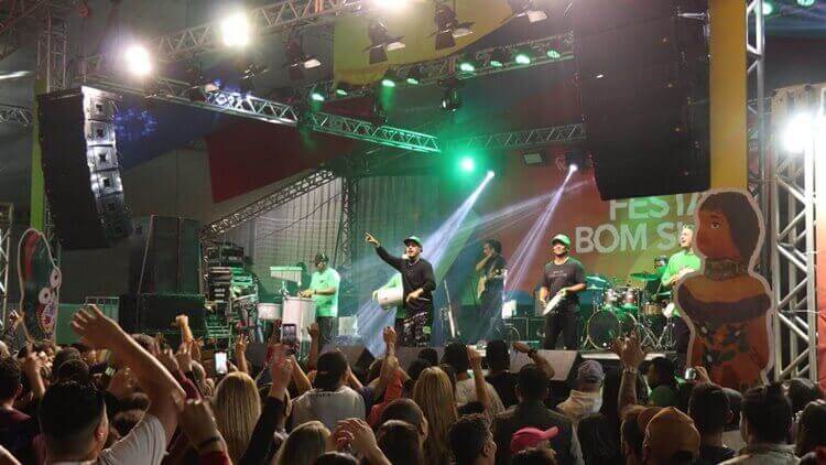 Festa do Bom Sucesso anima o fim de semana, em Balneário Camboriú