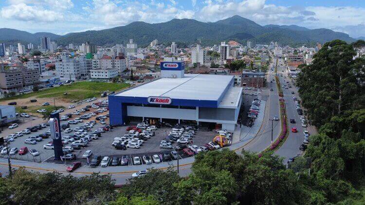 Grupo Koch abre vagas para nova unidade em Camboriú