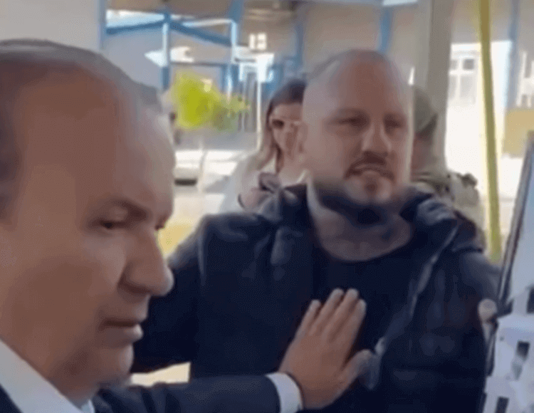 VÍDEO: Meu filho foi morto aqui”: Pais protestam durante visita do governador ao Hospital Ruth Cardoso