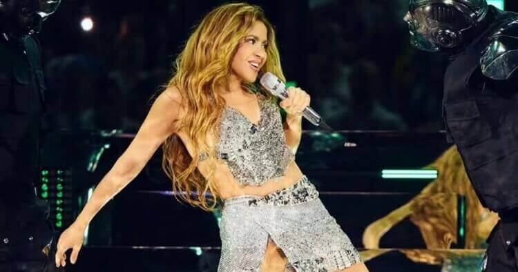 Praia Central pode ser palco de show da Shakira em Balneário Camboriú