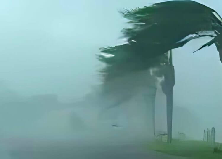 SC pode enfrentar ventos de mais de 100 km/h e chance de tornado