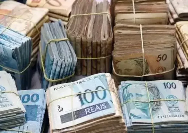 Brasileiros têm R$ 10 bilhões para resgatar: veja se seu nome está na lista