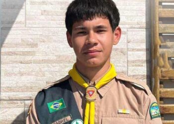 Adolescente de 15 anos morre após se afogar na praia de Itapema