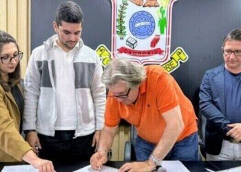 Prefeitura de Camboriú autoriza início de obras para ponte e quadra de esportes