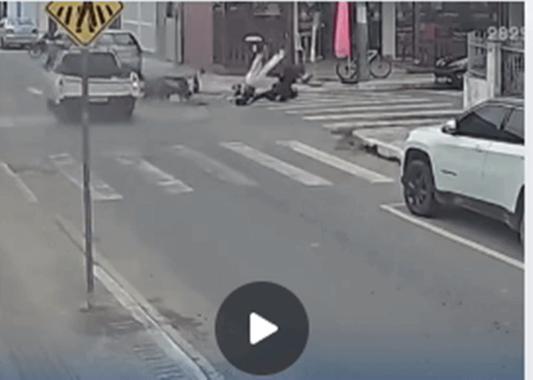 VÍDEO: Acidente grave deixa duas pessoas feridas em Balneário Camboriú
