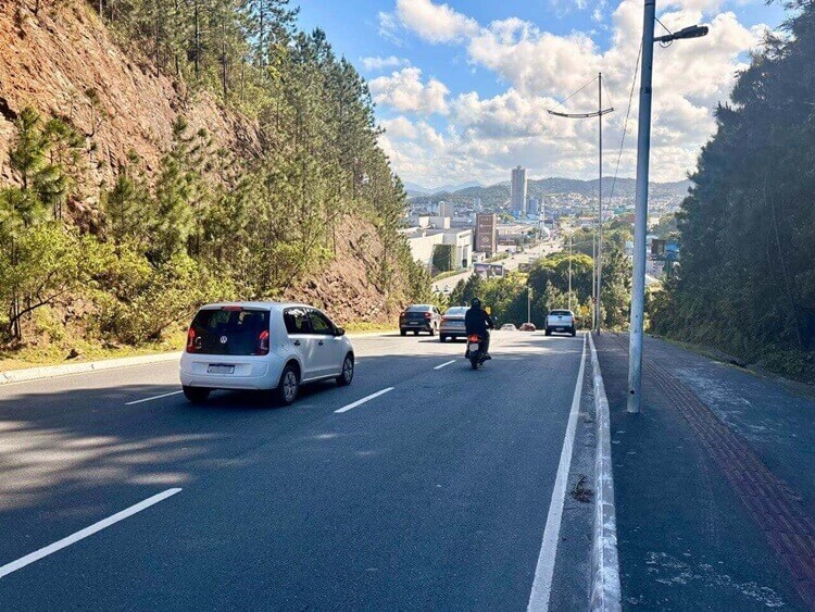 Radares serão instalados em duas avenidas de Balneário Camboriú após estudo indicar alta velocidade; saiba quais
