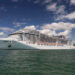Balneário Camboriú dá início à temporada de cruzeiros nesta quinta (13) com a chegada do Seabourn Venture
