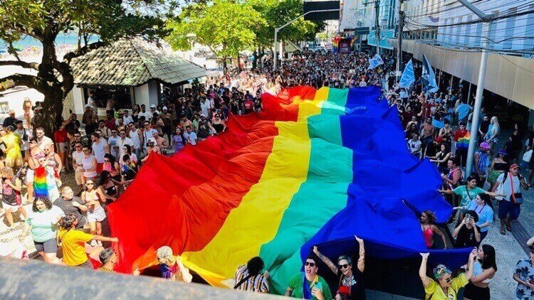 Domingo tem 10ª Parada da Diversidade em Balneário Camboriú