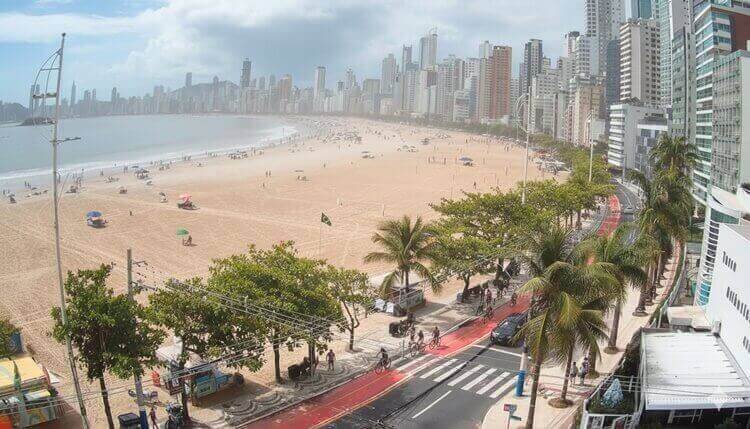 Último fim de semana de 2025 será marcado por calor intenso e chuva