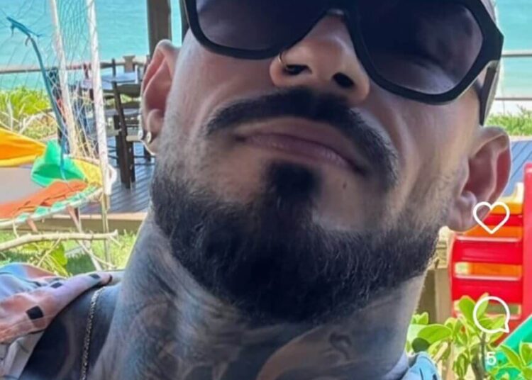 Homem desaparece no mar após acidente com jet ski em Balneário Camboriú