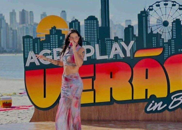 Ana Castela promete sacudir o Carnaval com show gratuito na Praia Central de Balneário Camboriú