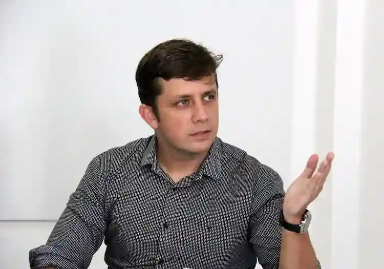 Fabrício Oliveira  pré-candidatura a deputado federal