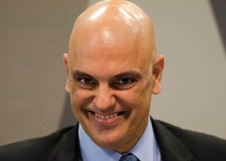 Moraes manda prender oficiais da PM do DF condenados pelos atos de 8 de janeiro