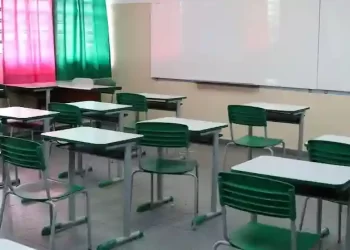 Professor é afastado após suspeita de agressão a aluno com autismo em Balneário Camboriú