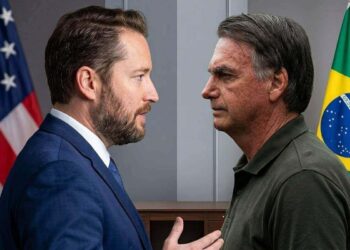 Defesa de Bolsonaro pede ao STF visita de assessor ligado a Trump na prisão