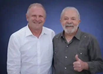 Ex-bolsonarista é lançado pelo PT para disputar governo de Santa Catarina