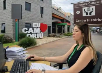 Prefeitura de Camboriú abre concurso público com 100 vagas e salários de até R$ 15,9 mil