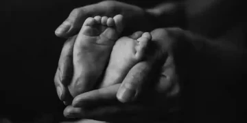 Bebê morre em SC após meningite bacteriana e reforça importância da vacinação