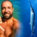Peixe-agulha perfura peito de surfista de Itajaí durante surfe na Costa Rica
