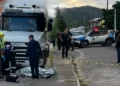 Tragédia em Navegantes: caminhoneiro é atingido pelo próprio veículo