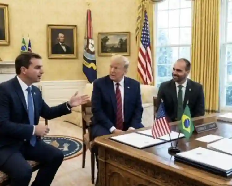 Trump confunde Eduardo e Flávio Bolsonaro após encontro com Lula no G7