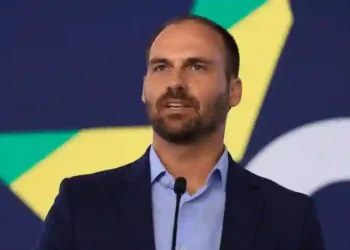 STF condena Eduardo Bolsonaro por coação à Justiça; veja os detalhes da decisão