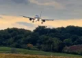 VÍDEO: Avião da Latam arremete durante ventania em Chapecó e cena impressiona