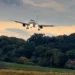 VÍDEO: Avião da Latam arremete durante ventania em Chapecó e cena impressiona