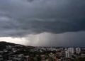 Defesa Civil alerta para alagamentos e tempestades em diversas regiões de Santa Catarina