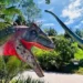 Férias entre gigantes: o que fazer no maior parque temático de dinossauros do Brasil