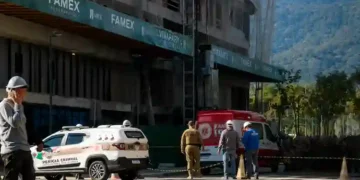 Trabalhador morre após cair do 9º andar de prédio em construção em Porto Belo