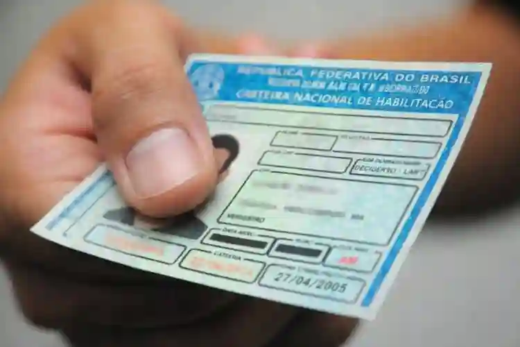 CNH poderá ser bloqueada por irregularidades no CPF; veja o que muda