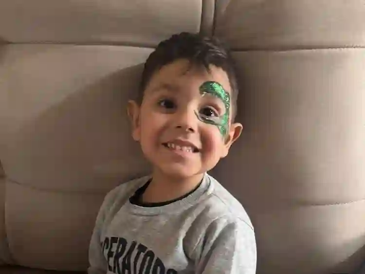 Pai faz apelo após filho de 4 anos receber prognóstico de poucas semanas de vida em SC Pai faz apelo após filho de 4 anos receber prognóstico de poucas semanas de vida em SC