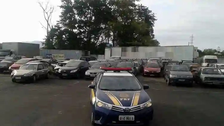 Leilão da PRF em Santa Catarina tem 647 veículos com lances a partir de R$ 250