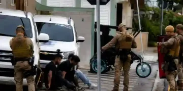Trio é preso suspeito de planejar sequestro de empresário e streamer em Balneário Camboriú
