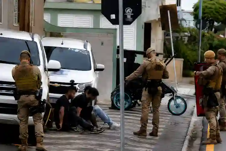 Trio é preso suspeito de planejar sequestro de empresário e streamer em Balneário Camboriú