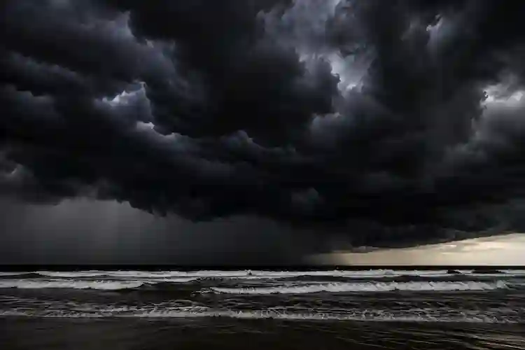 Defesa Civil alerta para temporais severos e chuva acima de 200 mm em SC