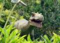 Fóssil de dinossauro que será devolvido ao Brasil tem réplica em parque de SC