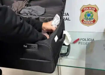 Jovem de Ituporanga, SC, é preso com 3,5 kg de cocaína que seriam levados para a França