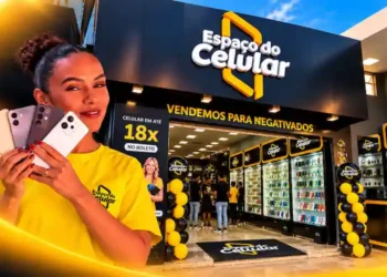 Espaço do Celular oferece smartphones e condições facilitadas de pagamento em Camboriú