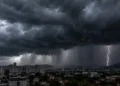 Temporais voltam a SC nesta semana, com risco de granizo e ventos de até 70 km/h