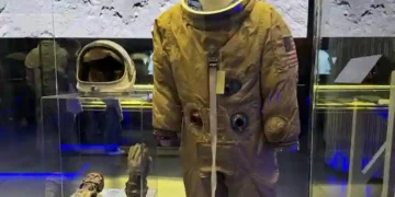 60 anos da Gemini XI: traje usado em voo que antecedeu ida à Lua está em SC