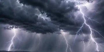 Santa Catarina tem alerta para temporais e chuva intensa