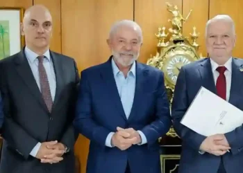 Lula avalia retirar do presidente poder de indicar ministros do STF